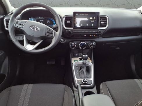 New 2026 Hyundai Venue SEL FWD image 11