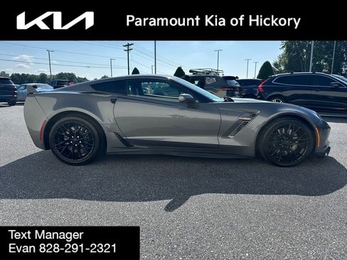 Used 2016 Chevrolet Corvette Z06 w/ 3LZ Preferred Equipment Group RWD image 9
