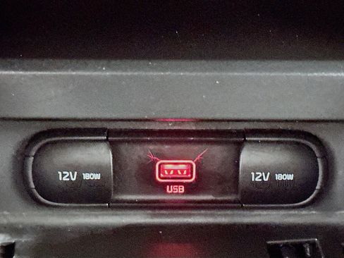 Used 2022 Kia Soul LX w/ Technology Package FWD image 25