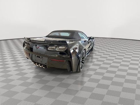 Used 2016 Chevrolet Corvette Z06 w/ 3LZ Preferred Equipment Group image 10