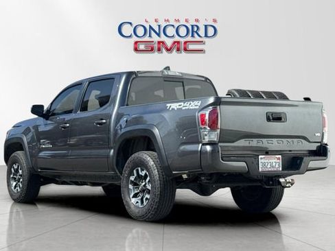 Used 2023 Toyota Tacoma TRD Off-Road w/ Technology Package image 6