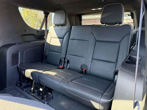 Certified 2024 Chevrolet Suburban Premier AWD/4WD image 14