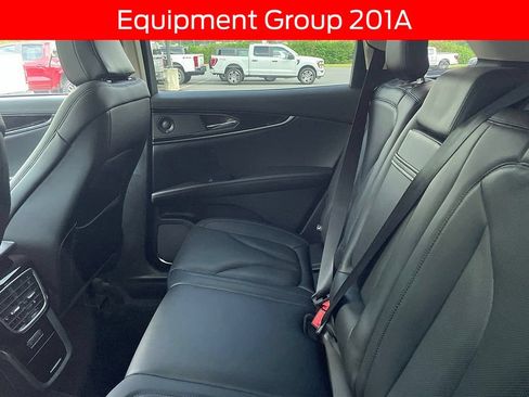 Used 2022 Lincoln Nautilus Reserve w/ Equipment Group 201A AWD/4WD image 8