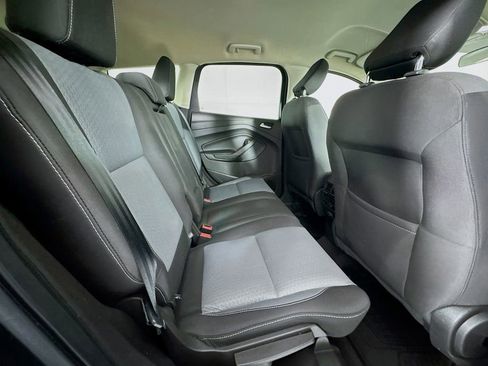 Used 2018 Ford Escape SE image 33