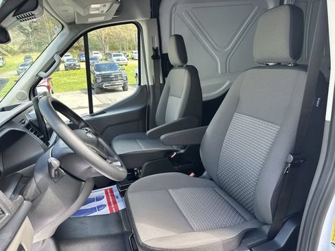 New 2026 Ford Transit 250 148 Medium Roof RWD image 15