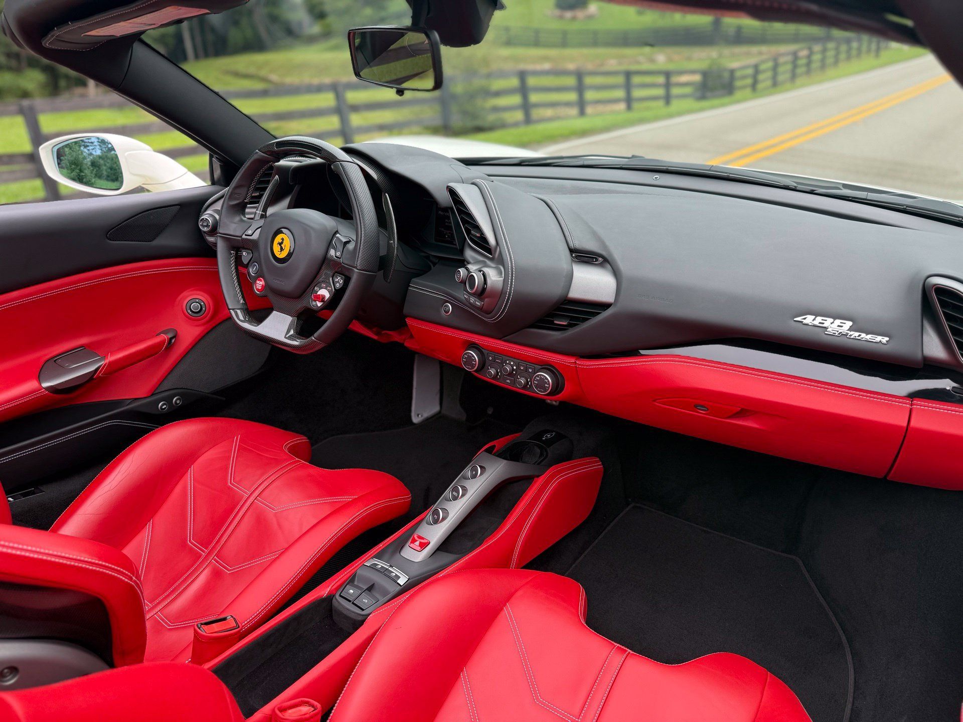 Used 2018 Ferrari 488 Spider RWD image 6