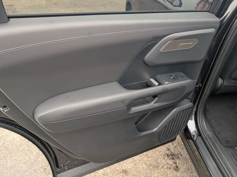 New 2027 Kia Telluride S image 10