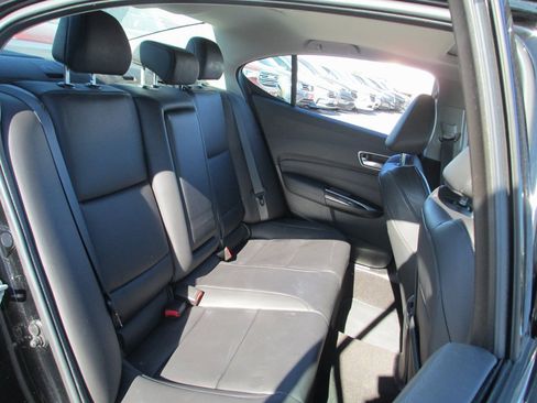 Used 2019 Acura TLX image 18
