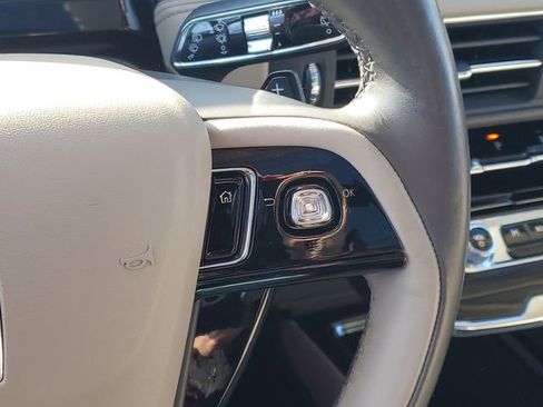 Certified 2023 Lincoln Corsair Reserve w/ Equipment Group 201A image 15