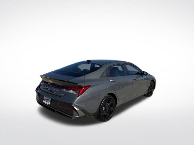 Used 2026 Hyundai Elantra SEL FWD image 3