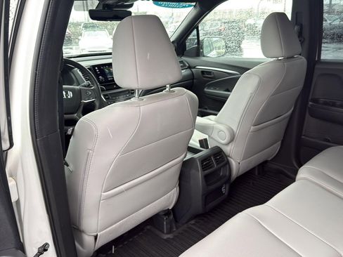 Certified 2023 Honda Passport EX-L image 25