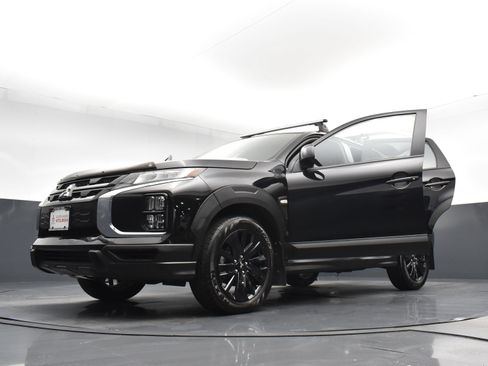 Used 2024 Mitsubishi Outlander Sport AWD image 30