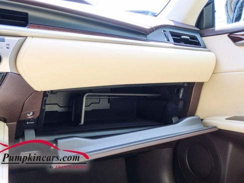 Used 2016 Lexus ES 350 w/ Luxury Package w/Wood Trim FWD image 39