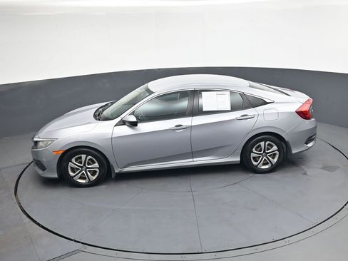 Used 2018 Honda Civic LX image 30