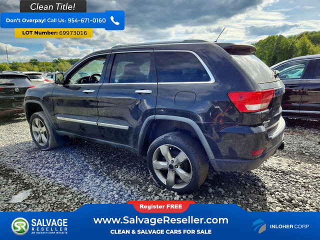 Used 2011 Jeep Grand Cherokee Overland AWD/4WD image 3