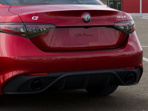 New 2025 Alfa Romeo Giulia AWD w/ Driving Assist Package image 14