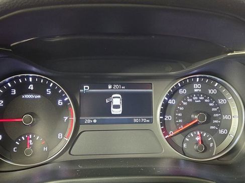 Certified 2024 Kia Forte LXS image 18