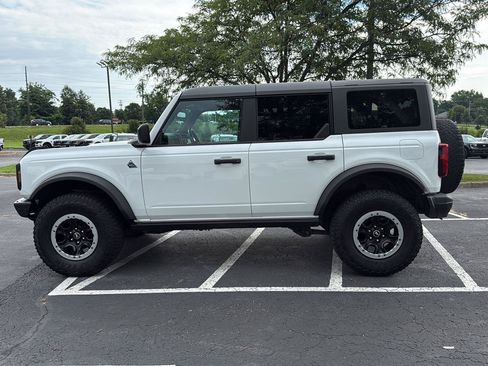 Used 2023 Ford Bronco Black Diamond w/ Sasquatch Package AWD/4WD image 14