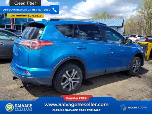 Used 2018 Toyota RAV4 LE image 4