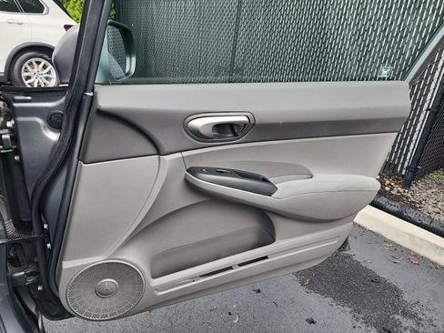 Used 2011 Honda Civic LX image 40