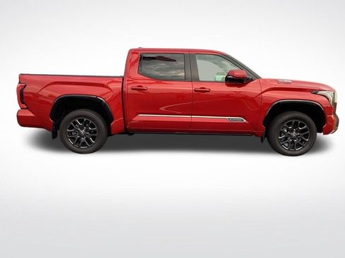 Used 2025 Toyota Tundra Platinum AWD/4WD image 12