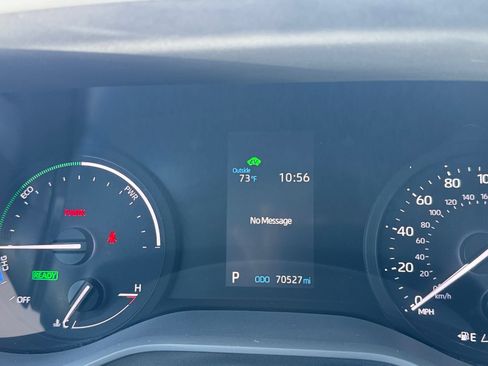 Used 2022 Toyota Sienna XLE AWD/4WD image 26