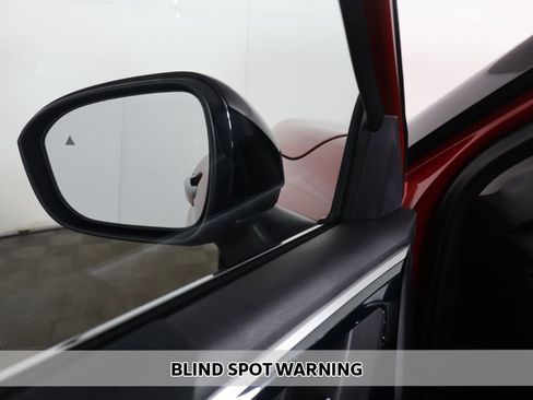 Used 2022 Mitsubishi Outlander ES AWD/4WD image 3