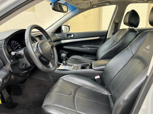Used 2013 INFINITI G37 x Sedan w/ Premium Pkg AWD/4WD image 24