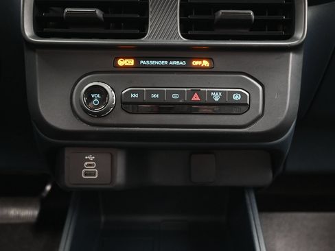 Used 2025 Ford Maverick XL FWD image 35