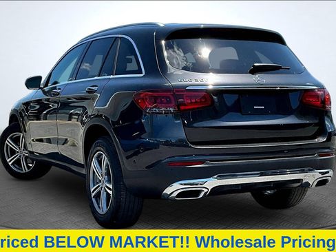 Used 2021 Mercedes-Benz GLC 300 w/ Premium Package image 4