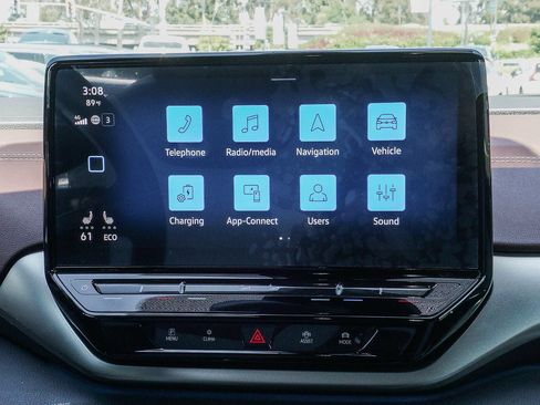 Certified 2023 Volkswagen ID.4 Pro AWD/4WD image 16