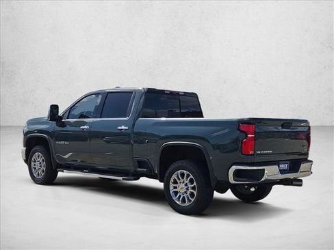 Used 2025 Chevrolet Silverado 2500 LTZ w/ LTZ Premium Package AWD/4WD image 6