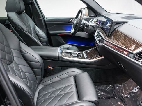 Used 2024 BMW X5 xDrive40i w/ Premium Package image 18