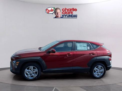 New 2026 Hyundai Kona SE FWD image 2