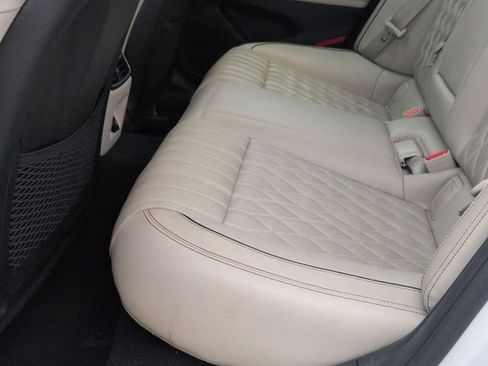 Used 2019 Genesis G70 2.0T Advanced w/ Dynamic Package image 24