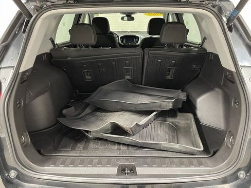 Used 2022 GMC Terrain SLE w/ Driver Convenience Package AWD/4WD image 24