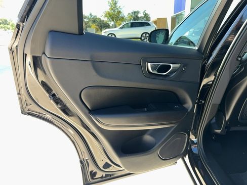 Certified 2023 Volvo XC60 B5 Plus image 14