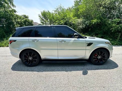 Used 2022 Land Rover Range Rover Sport HST AWD/4WD image 4