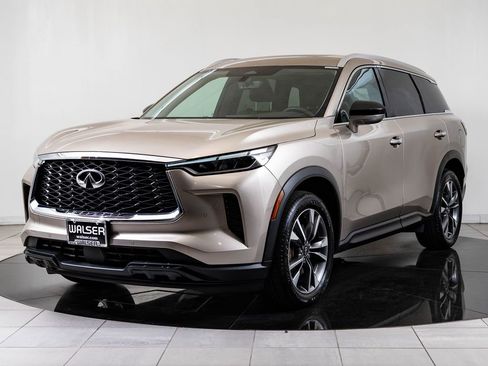 Used 2023 INFINITI QX60 Luxe AWD/4WD image 1