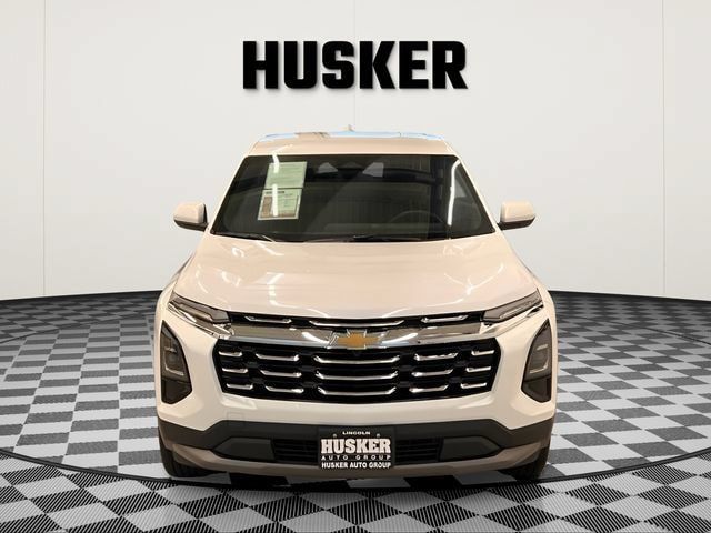 Certified 2025 Chevrolet Equinox LT FWD image 3