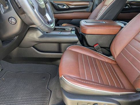 Used 2024 GMC Yukon Denali Ultimate AWD/4WD image 15