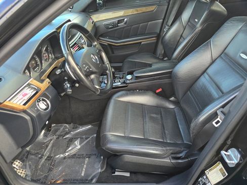 Used 2011 Mercedes-Benz E 63 AMG Sedan image 22