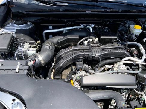 Used 2025 Subaru Outback Limited AWD/4WD image 30