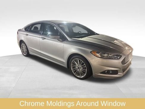 Used 2014 Ford Fusion SE w/ Equipment Group 202A image 16