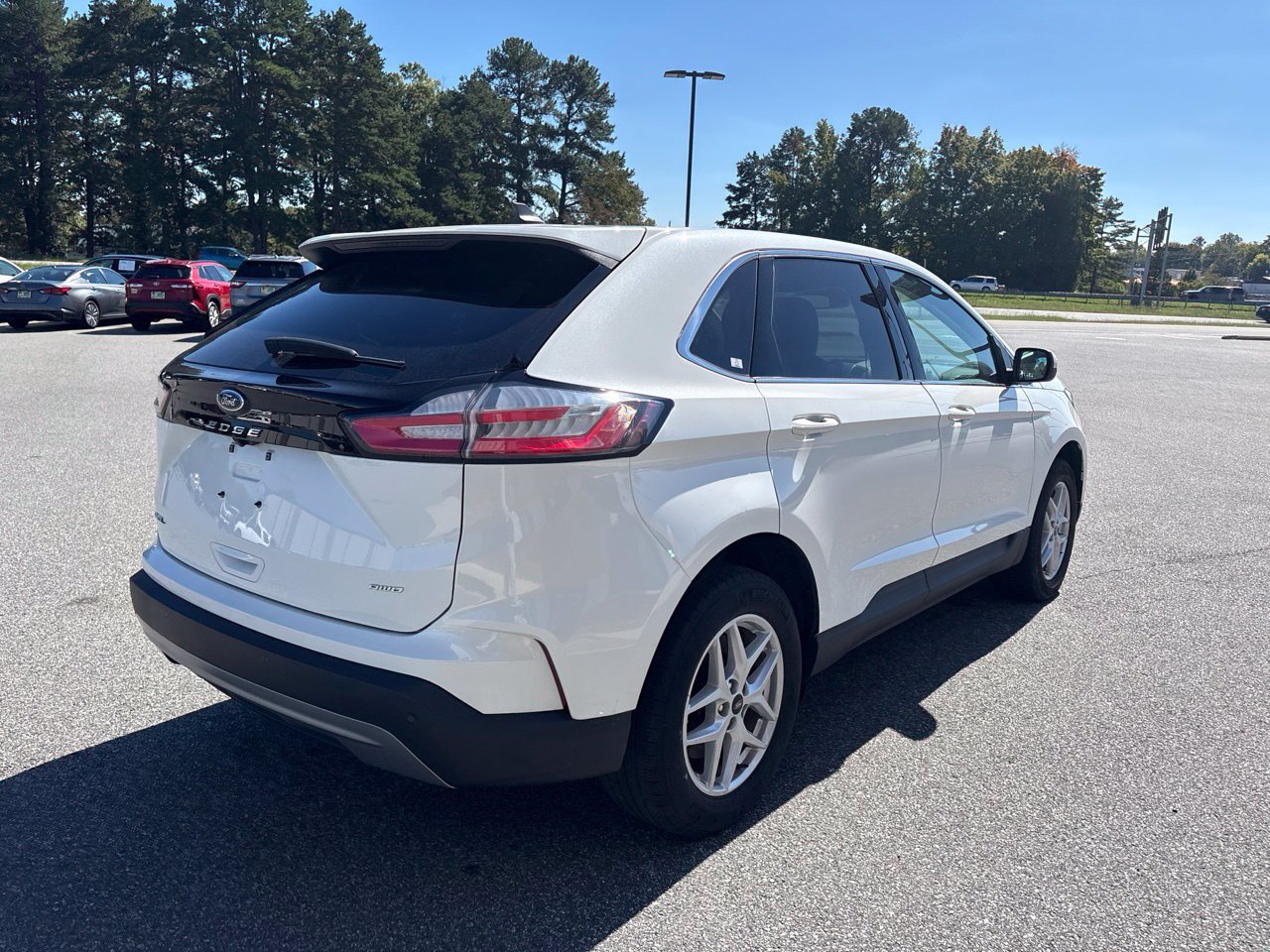 Used 2024 Ford Edge SEL w/ Convenience Package AWD/4WD image 10