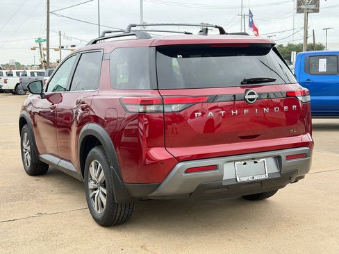 New 2026 Nissan Pathfinder SL FWD image 8