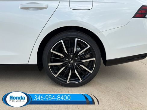 New 2026 Honda Accord Hybrid Touring image 17