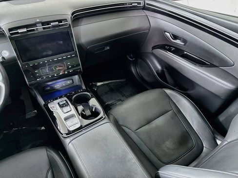 Certified 2022 Hyundai Tucson Limited AWD/4WD image 27