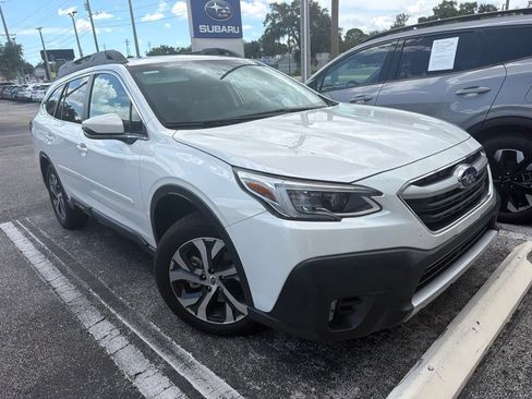 Used 2020 Subaru Outback Limited AWD/4WD image 6