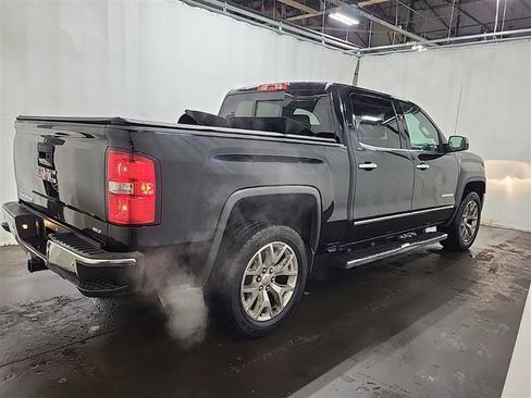 Used 2015 GMC Sierra 1500 SLT w/ SLT Crew Cab Value Package AWD/4WD image 4